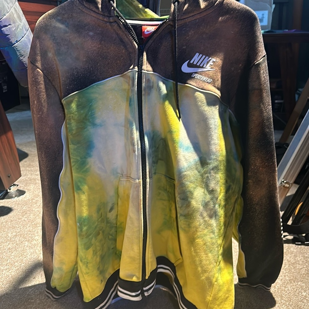 Nike Tie-Dye Swetashirt